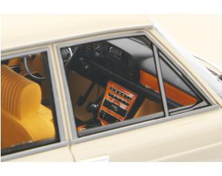 Fiat 130 Berlina 3200 1971 Giallo-beige Laudoracing 1:18 Resinemodell (Türen, Motorhaube... nicht zu öffnen!)